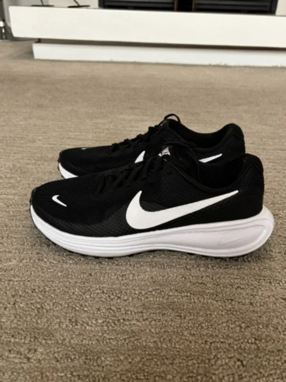 Nike Women's Revolution 8 Running Shoes in Great Condition